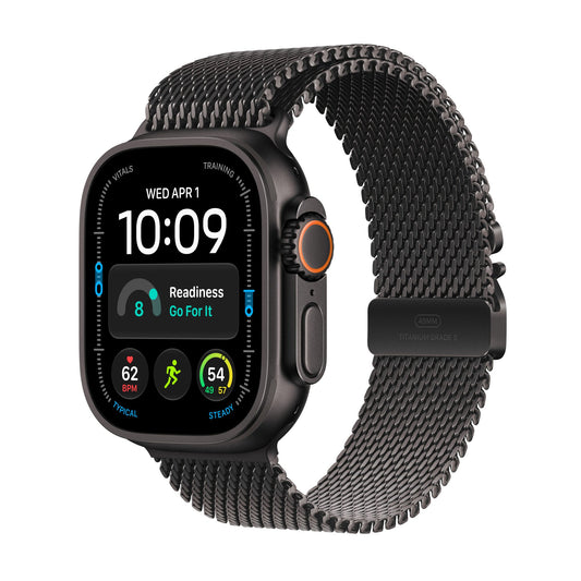 Apple Watch Ultra 4 titane noir avec Bracelet Milanais titane noir, vue de trois quarts